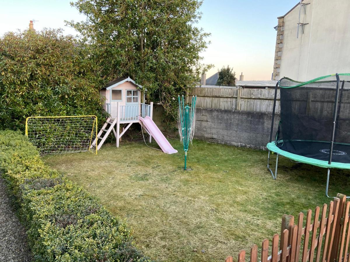 Ivy Cottage-Serviced Accommodation Dyce Exterior photo